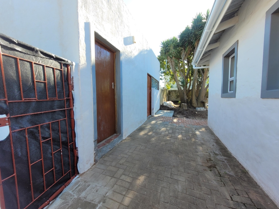 2 Bedroom Property for Sale in Aston Bay Eastern Cape